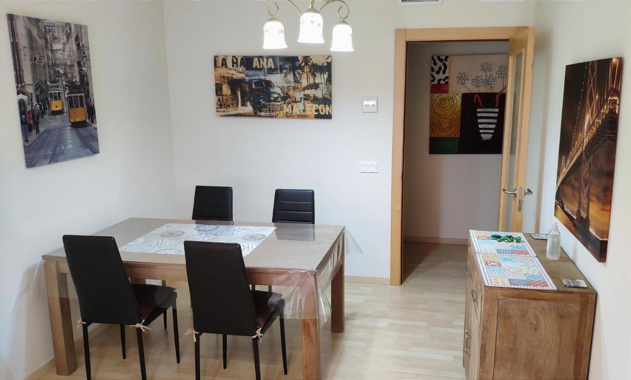 On The Beach! Frente Al Paseo Maritimo, Parking Y Piscina Malaga Ngoại thất bức ảnh