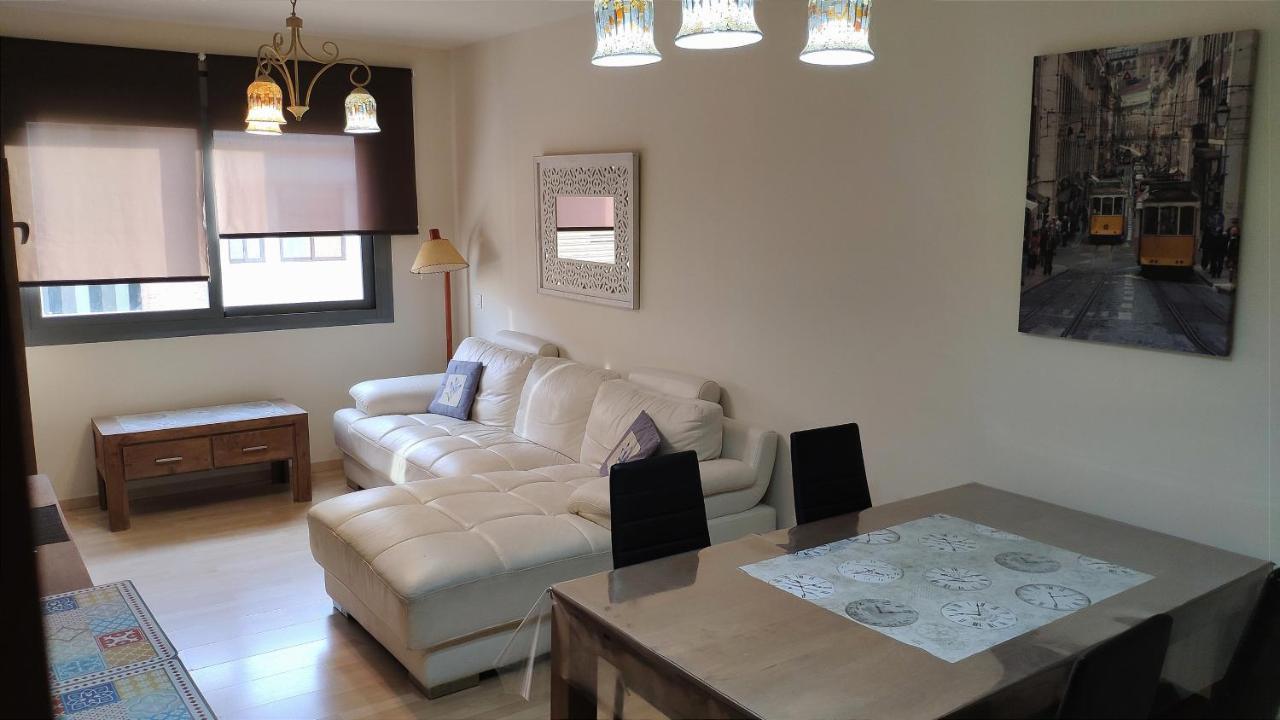 On The Beach! Frente Al Paseo Maritimo, Parking Y Piscina Malaga Ngoại thất bức ảnh